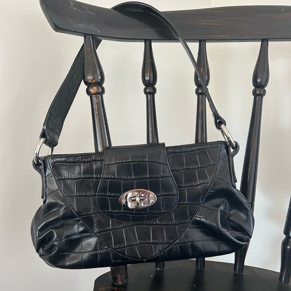 MINT CONDITION DANIER LEATHER SHOULDER Bag - Picture 3 of 7
